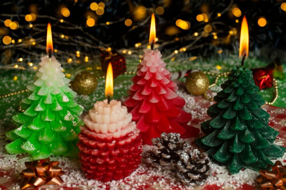 Christmas candles Pack (set of 4)